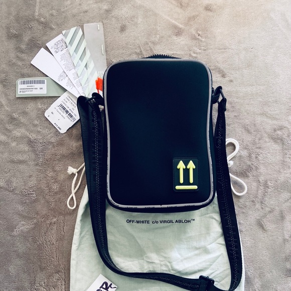 Off white handbag - Picture 2 of 8